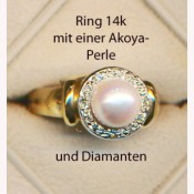 Ring 14k Gold mit einer Akoyaperle und Diamantkranz